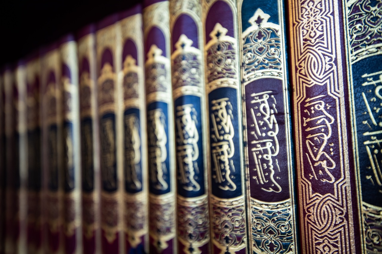 Stigmatisiert und missverstanden: Wie der Islam in der Öffentlichkeit verzerrt dargestellt wird Stigmatisiert und missverstanden: Wie der Islam in der Öffentlichkeit verzerrt dargestellt wird
