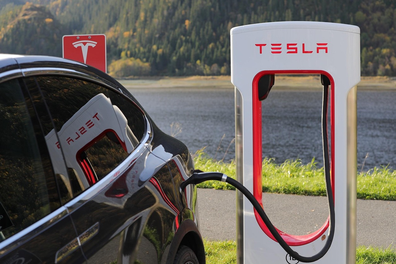Tesla unter Druck – doch ein günstiges Modell soll die Wende bringen